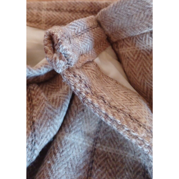 VTG BRECKENRIDGE Women's Wool Blazer and Skirt Size 12 Beige Herringbone pattern - Picture 11 of 12